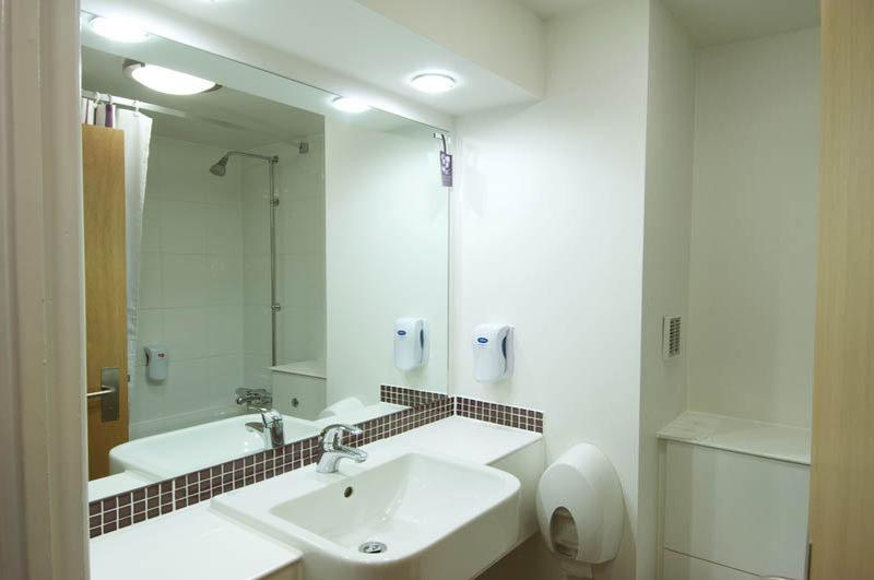 Premier Inn Coventry East Екстер'єр фото