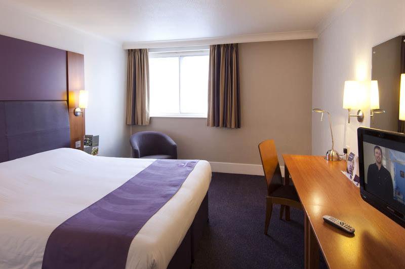 Premier Inn Coventry East Екстер'єр фото